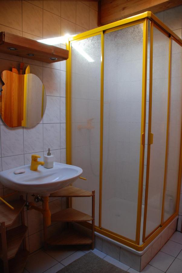 Chalet Edelweiss - Verbier, Mountain Views, Jacuzzi! Volleges Exterior photo